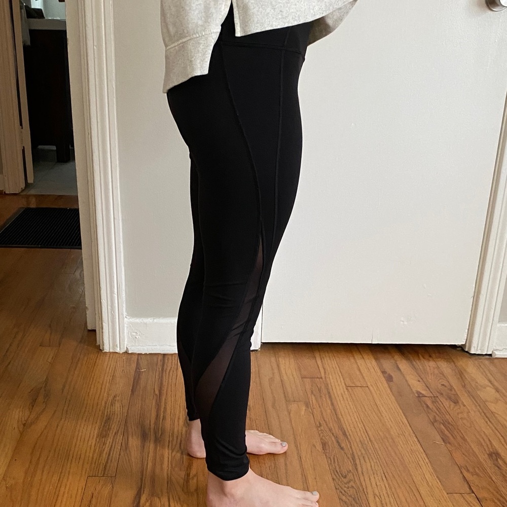 Lululemon high waist side mesh legging